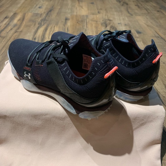 UA HOVR™ Tour Spikeless (Pro Edition) Golf Shoes - Picture 6 of 16